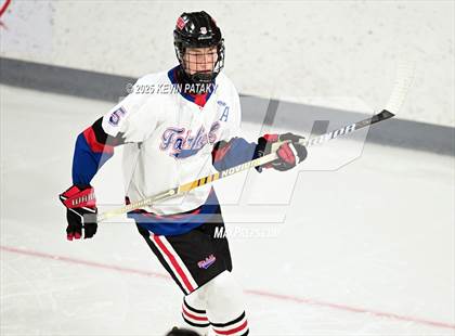 Thumbnail 1 in Masuk @ Fairfield Warde/Ludlowe photogallery.