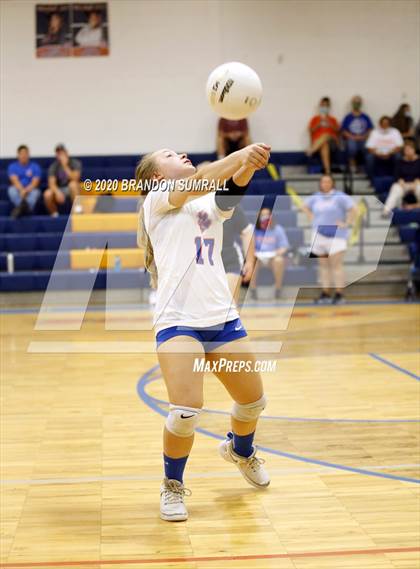 Thumbnail 2 in Helena @ Chilton County photogallery.