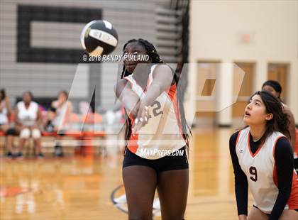 Thumbnail 1 in JV: Garinger @ Rocky River photogallery.
