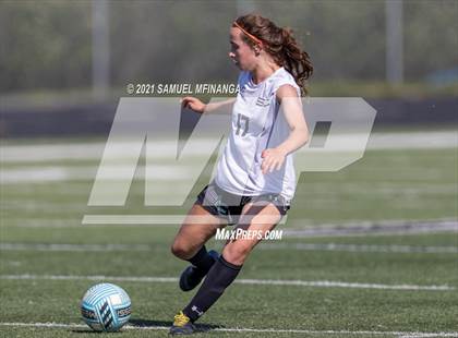 Thumbnail 2 in Skutt Catholic vs Duchesne (Skutt JV Tournament) photogallery.
