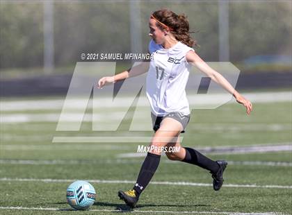 Thumbnail 1 in Skutt Catholic vs Duchesne (Skutt JV Tournament) photogallery.