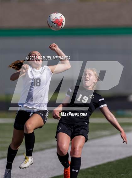 Thumbnail 2 in Skutt Catholic vs Duchesne (Skutt JV Tournament) photogallery.