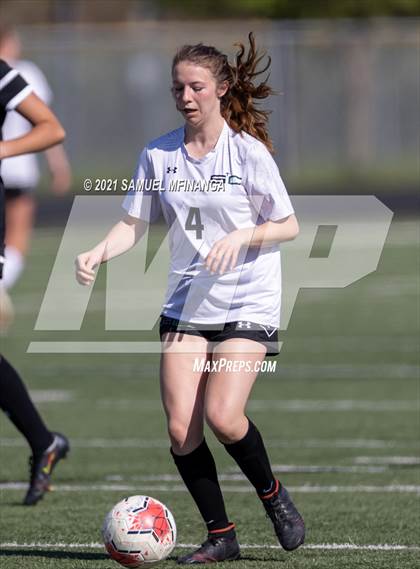 Thumbnail 2 in Skutt Catholic vs Duchesne (Skutt JV Tournament) photogallery.