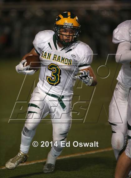 Thumbnail 3 in San Ramon Valley @ De La Salle (CIF NCS D1 Quarterfinal) photogallery.