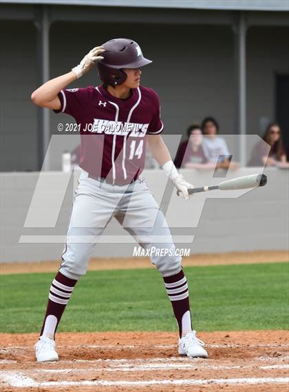 Thumbnail 2 in Davenport vs Hondo (Comal Clash Tournament) photogallery.