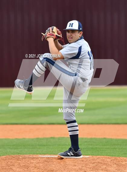 Thumbnail 2 in Davenport vs Hondo (Comal Clash Tournament) photogallery.