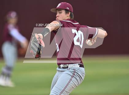 Thumbnail 2 in Davenport vs Hondo (Comal Clash Tournament) photogallery.