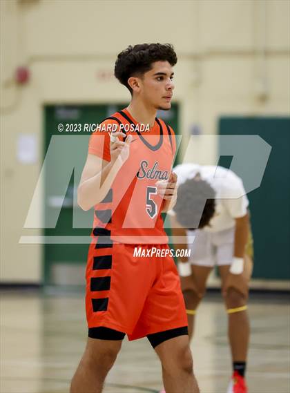 Thumbnail 1 in Selma vs. Sunnyside photogallery.