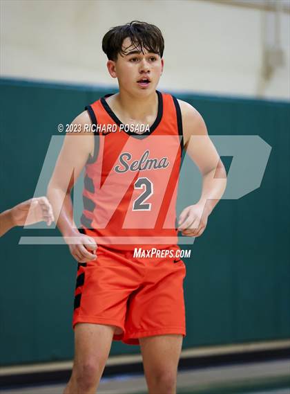 Thumbnail 2 in Selma vs. Sunnyside photogallery.