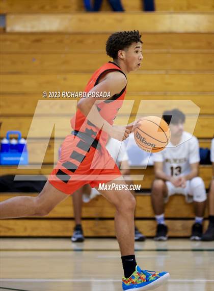 Thumbnail 3 in Selma vs. Sunnyside photogallery.