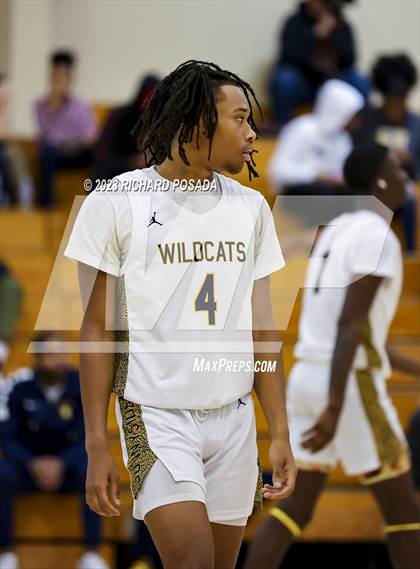 Thumbnail 3 in Selma vs. Sunnyside photogallery.