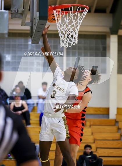 Thumbnail 2 in Selma vs. Sunnyside photogallery.