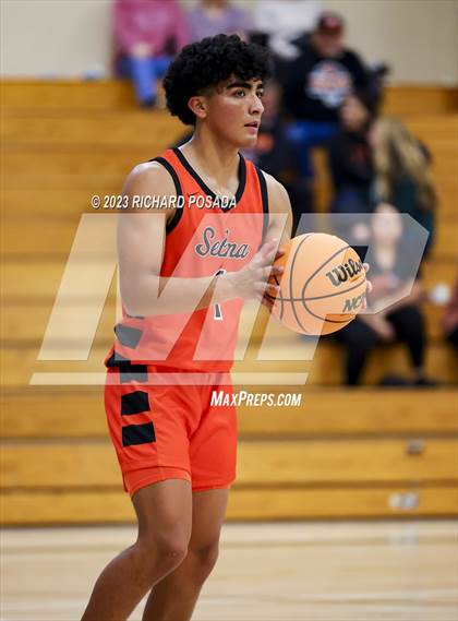 Thumbnail 2 in Selma vs. Sunnyside photogallery.