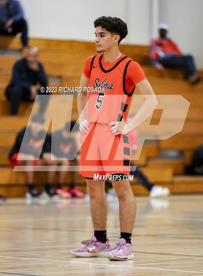 Thumbnail 3 in Selma vs. Sunnyside photogallery.