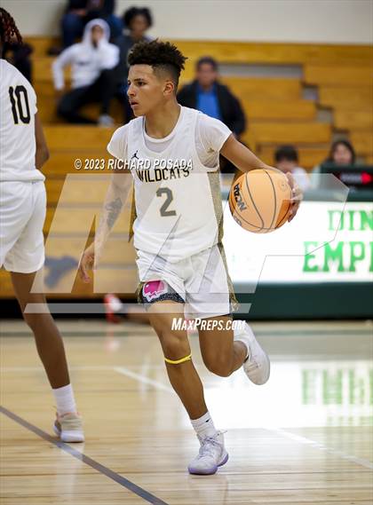 Thumbnail 3 in Selma vs. Sunnyside photogallery.