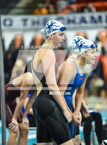 Thumbnail 2 in UIL 6A Swimming & Diving Finals photogallery.