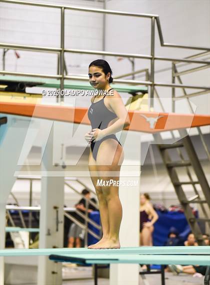 Thumbnail 2 in UIL 6A Swimming & Diving Finals photogallery.