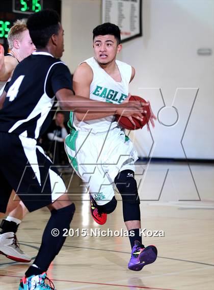 Thumbnail 3 in Eagle Rock vs. Stockdale (D1 Bound So Cal Christmas Classic) photogallery.