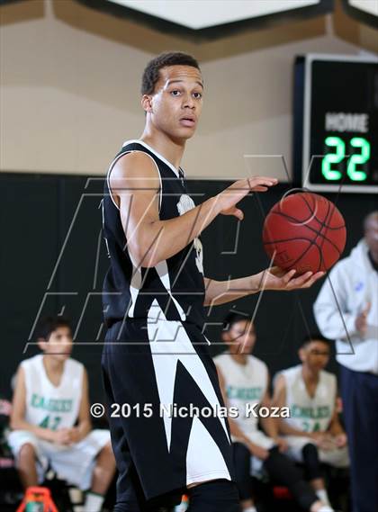 Thumbnail 2 in Eagle Rock vs. Stockdale (D1 Bound So Cal Christmas Classic) photogallery.
