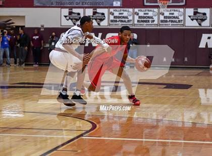 Thumbnail 2 in Tompkins vs. Cypress Springs (UIL 6A Area Playoff) photogallery.