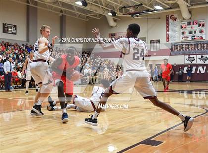 Thumbnail 3 in Tompkins vs. Cypress Springs (UIL 6A Area Playoff) photogallery.