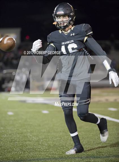 Thumbnail 2 in Muskego vs. Franklin photogallery.