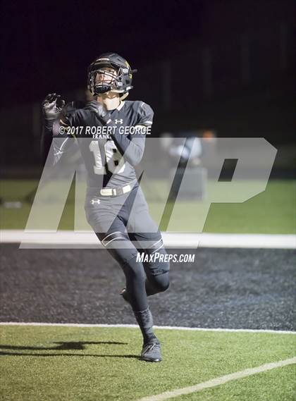 Thumbnail 3 in Muskego vs. Franklin photogallery.