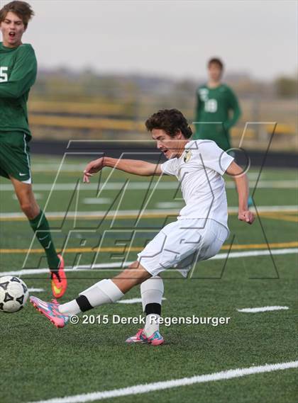 Thumbnail 3 in Mountain Vista vs Monarch (CHSAA 5A 1st Round) photogallery.