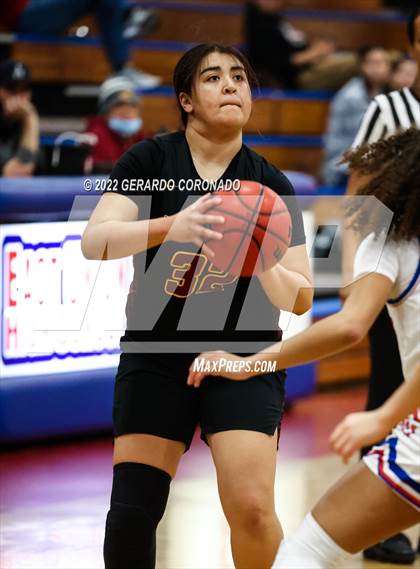 Thumbnail 2 in East Union vs. Los Banos (CIF SJS D3 Quarterfinal) photogallery.