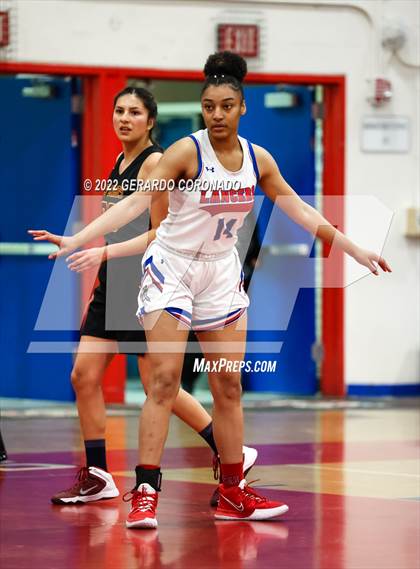 Thumbnail 1 in East Union vs. Los Banos (CIF SJS D3 Quarterfinal) photogallery.