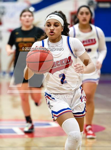Thumbnail 1 in East Union vs. Los Banos (CIF SJS D3 Quarterfinal) photogallery.