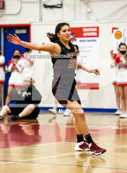 Thumbnail 1 in East Union vs. Los Banos (CIF SJS D3 Quarterfinal) photogallery.
