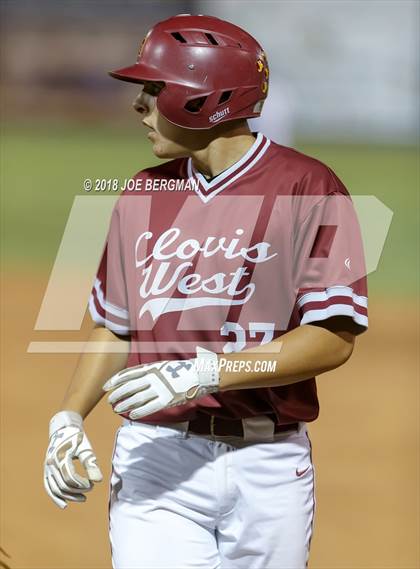 Thumbnail 2 in Stockdale vs. Clovis West (CIF CS D1 Final) photogallery.