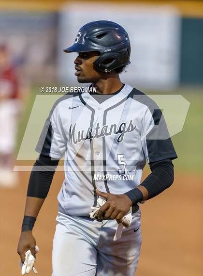 Thumbnail 1 in Stockdale vs. Clovis West (CIF CS D1 Final) photogallery.