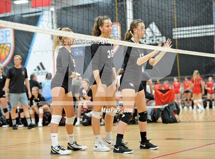 Thumbnail 2 in Laguna Beach vs. JSerra Catholic (Queen's Court Tournament) photogallery.