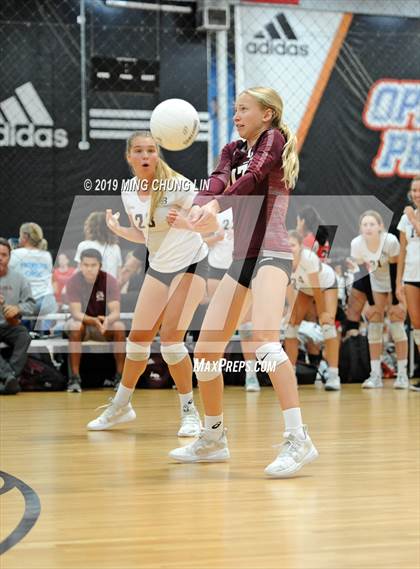 Thumbnail 3 in Laguna Beach vs. JSerra Catholic (Queen's Court Tournament) photogallery.