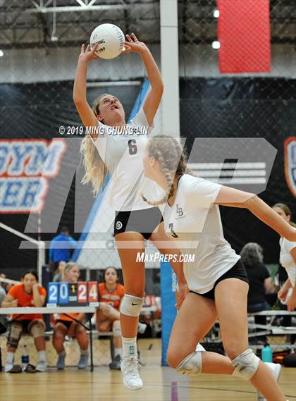 Thumbnail 3 in Laguna Beach vs. JSerra Catholic (Queen's Court Tournament) photogallery.