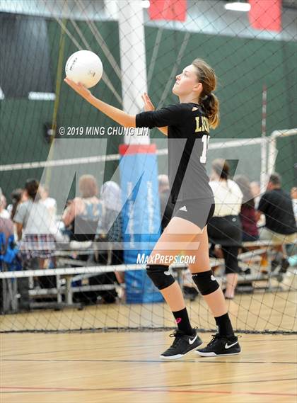 Thumbnail 1 in Laguna Beach vs. JSerra Catholic (Queen's Court Tournament) photogallery.