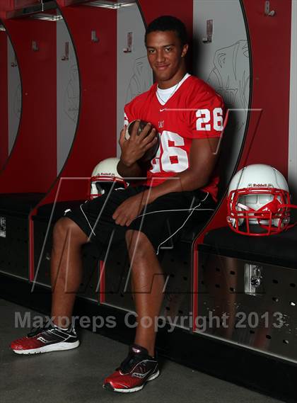 Thumbnail 2 in Katy (Preseason Top 25 Photo Shoot)  photogallery.