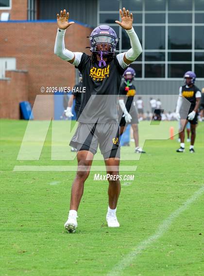 Thumbnail 1 in DeSoto Central vs Southaven (U of Memphis 7v7) photogallery.