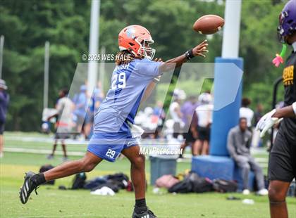 Thumbnail 3 in DeSoto Central vs Southaven (U of Memphis 7v7) photogallery.