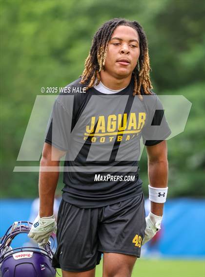 Thumbnail 1 in DeSoto Central vs Southaven (U of Memphis 7v7) photogallery.