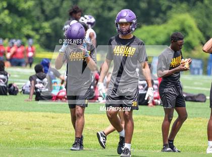 Thumbnail 3 in DeSoto Central vs Southaven (U of Memphis 7v7) photogallery.