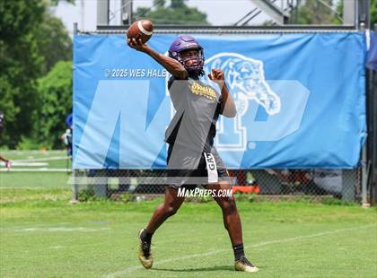 Thumbnail 2 in DeSoto Central vs Southaven (U of Memphis 7v7) photogallery.