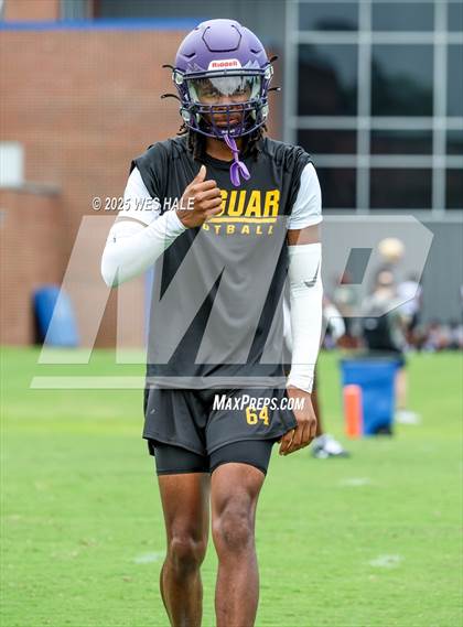 Thumbnail 3 in DeSoto Central vs Southaven (U of Memphis 7v7) photogallery.