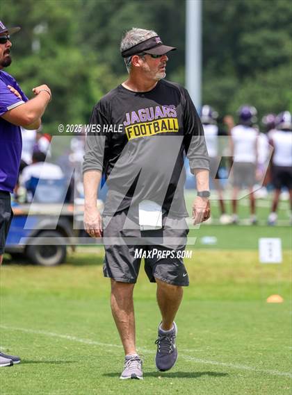 Thumbnail 2 in DeSoto Central vs Southaven (U of Memphis 7v7) photogallery.