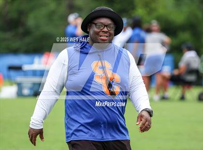 Thumbnail 1 in DeSoto Central vs Southaven (U of Memphis 7v7) photogallery.