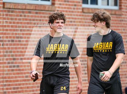 Thumbnail 3 in DeSoto Central vs Southaven (U of Memphis 7v7) photogallery.