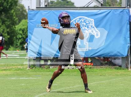 Thumbnail 1 in DeSoto Central vs Southaven (U of Memphis 7v7) photogallery.