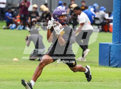 Thumbnail 3 in DeSoto Central vs Southaven (U of Memphis 7v7) photogallery.